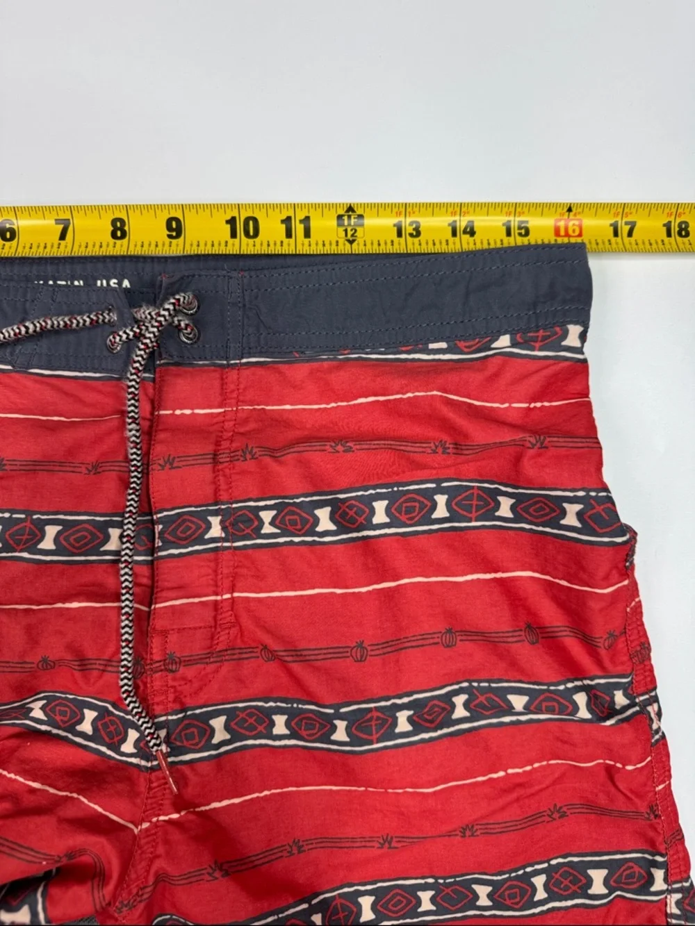 Katin Red Board Shorts Size 32